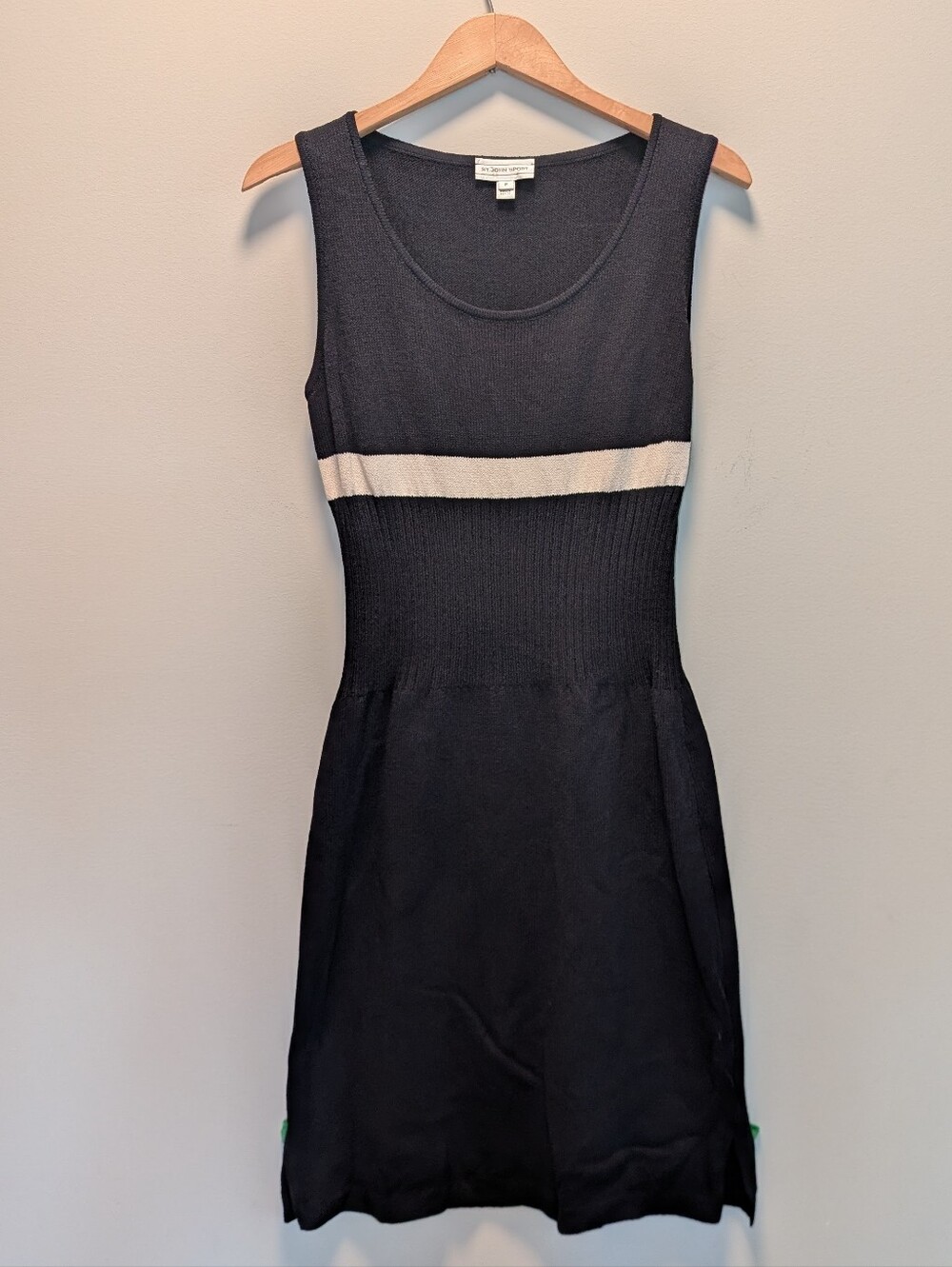 StSt. John Knits Pre-Fall 2007 Navy Sleeveless Knit Dress | Wool Blend | Size 2